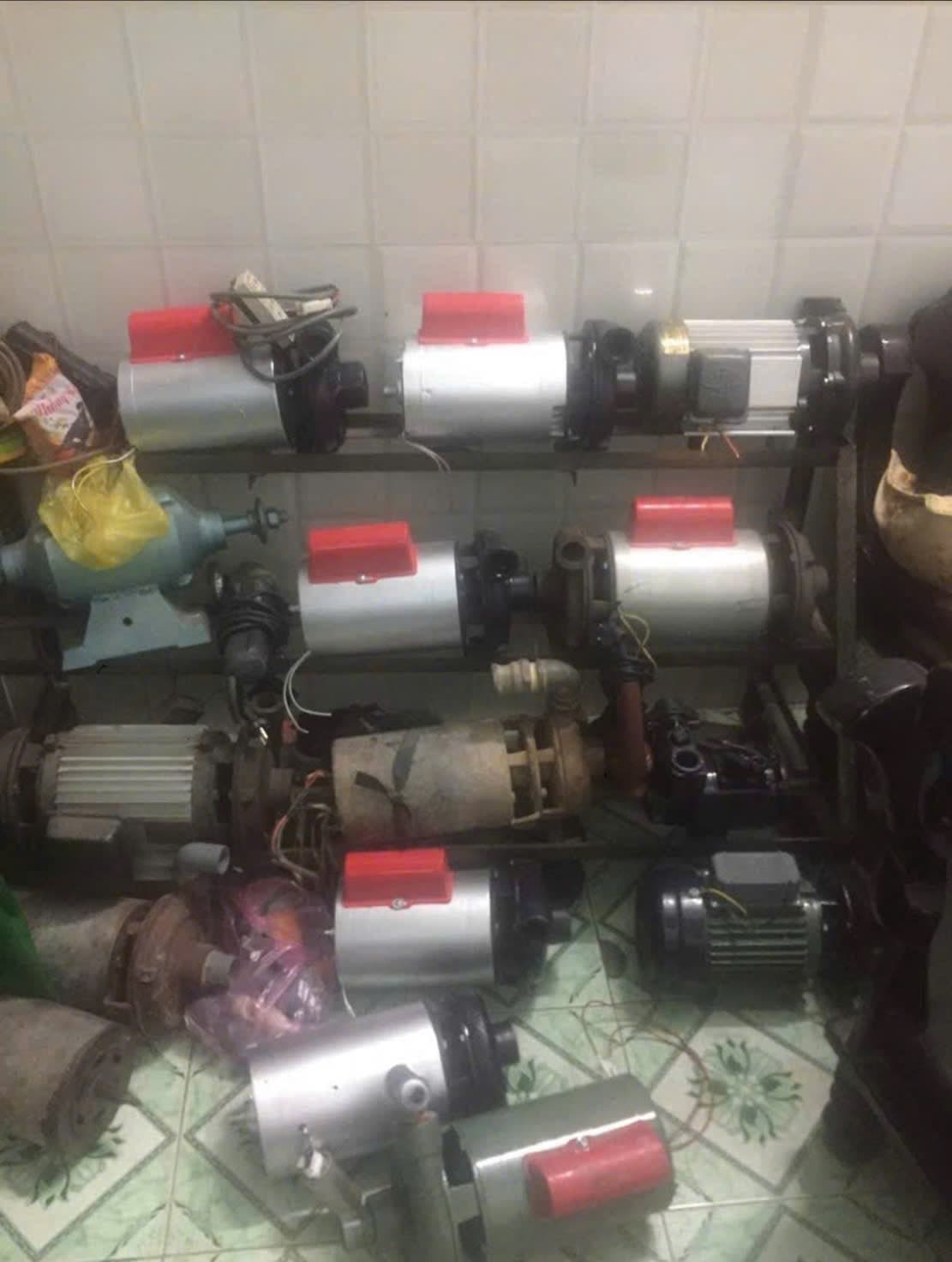 Các motor máy bơm được kiểm tra tại xưởng Đức Hậu